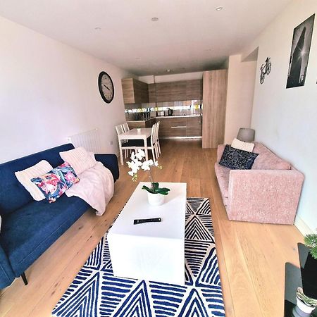 แอลที ริเวอร์วิว อพาร์ตเมนต์ - กรีนวิช Apartment ลอนดอน ภายนอก รูปภาพ